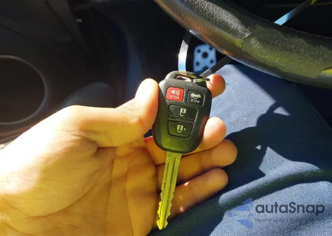 2015 Scion Fr-S Release Series z USA, uszkodzony, nr VIN JF1ZNAA18F8705537